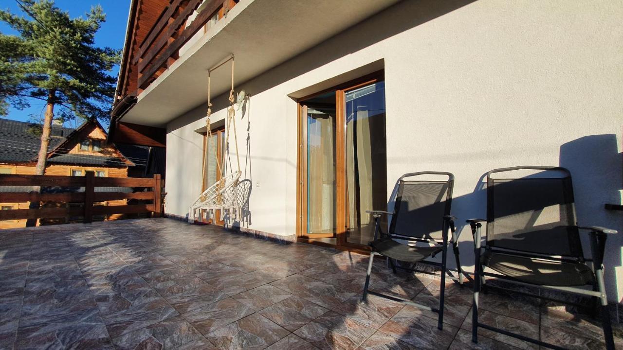 Zakoporoniec Apartment